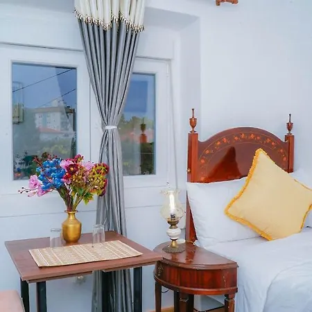 Gasthuis Residencial Airside Palace Lissabon